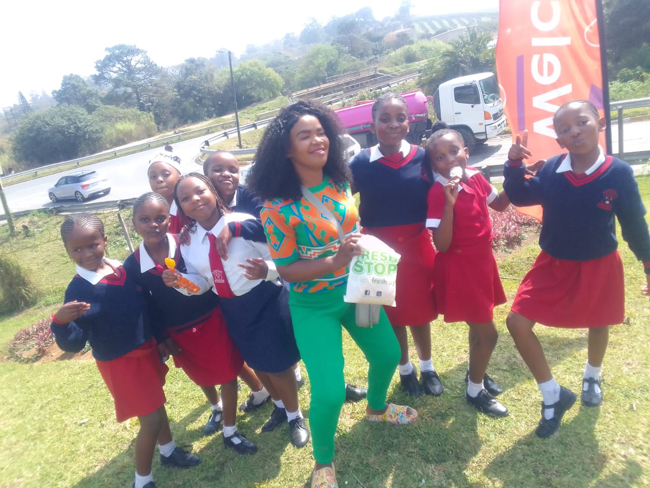 Khanyisa learners with teacher